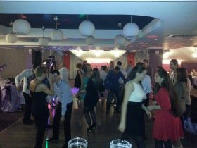Oferta, Bucuresti, Dj ieftin, dj botez, candy bar, fum greu